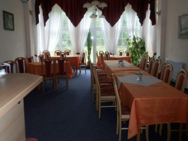 Penzion u Zámku Habartov Esterno foto